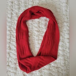 Infinity scarf, no brand